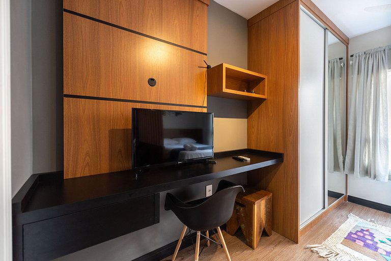 MI312 Studio Funcional e Aconchegante p/ Até 4