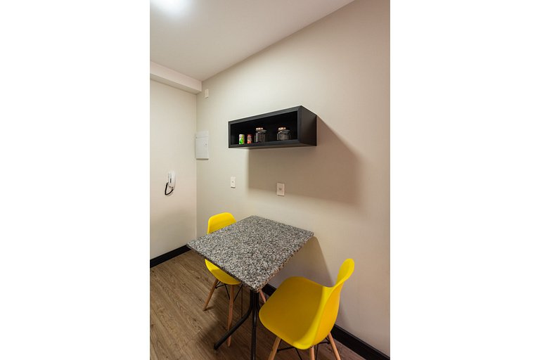 MI312 Studio Funcional e Aconchegante p/ Até 4