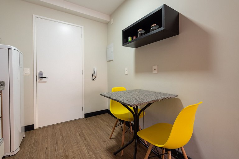 MI312 Studio Funcional e Aconchegante p/ Até 4