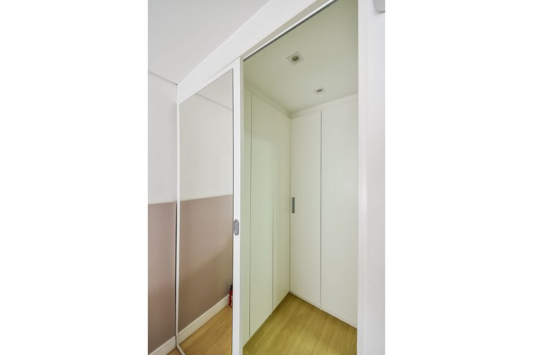 TA4 Studio Completo c/ Vaga Próx. Transamérica