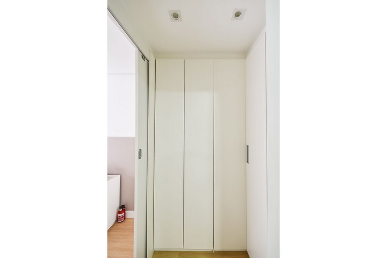 TA4 Studio Completo c/ Vaga Próx. Transamérica