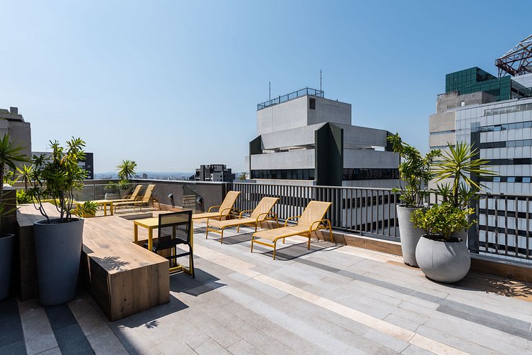 VO16 Studio charmoso com vaga, ao lado do metrô