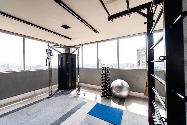 VO16 Studio charmoso com vaga, ao lado do metrô