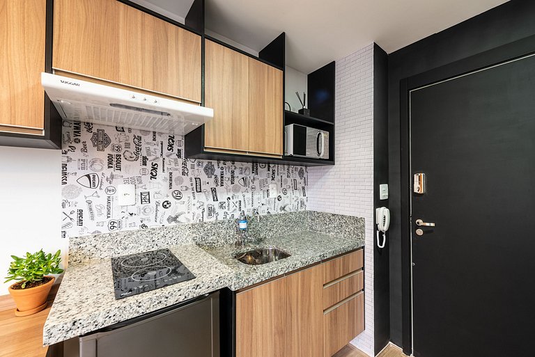 MV135 | Studio ideal para compras no Brás