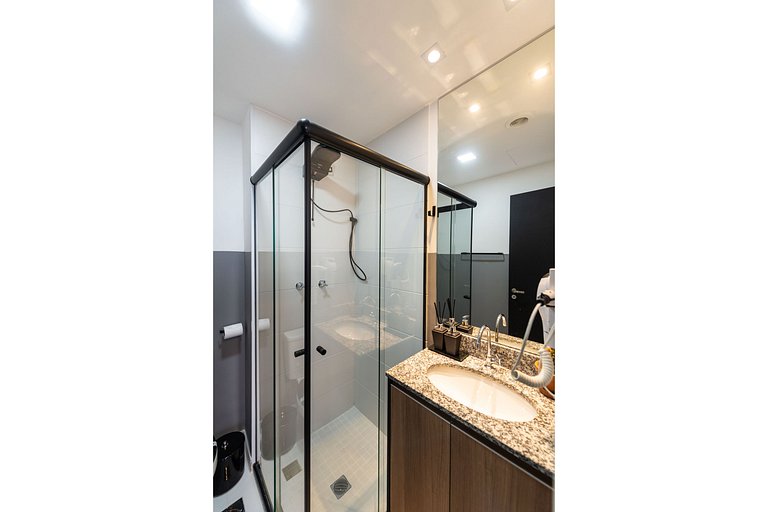 MV135 | Studio ideal para compras no Brás