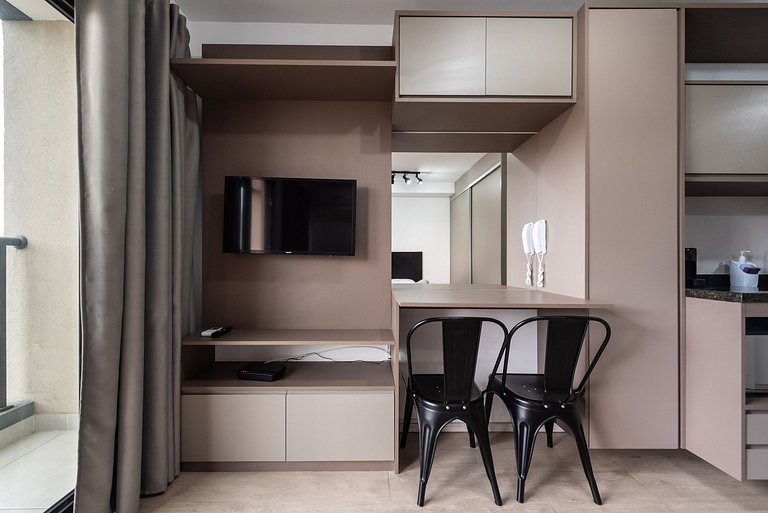 IA5 Studio prático com conforto em Moema