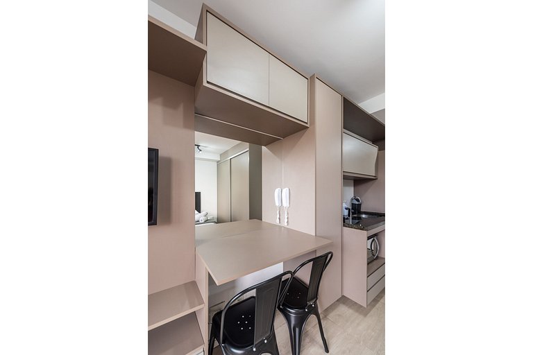 IA5 Studio prático com conforto em Moema