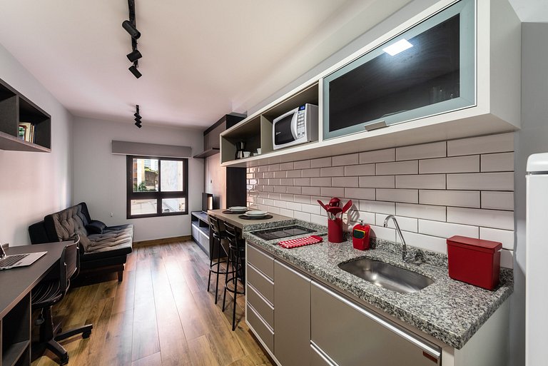 MI611 Studio Charmoso e Confortável p/ Até 4