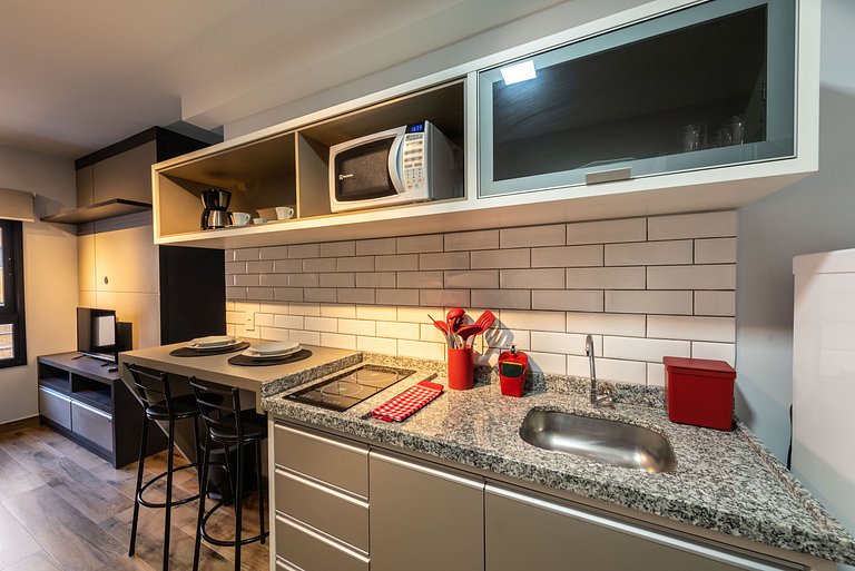 MI611 Studio Charmoso e Confortável p/ Até 4