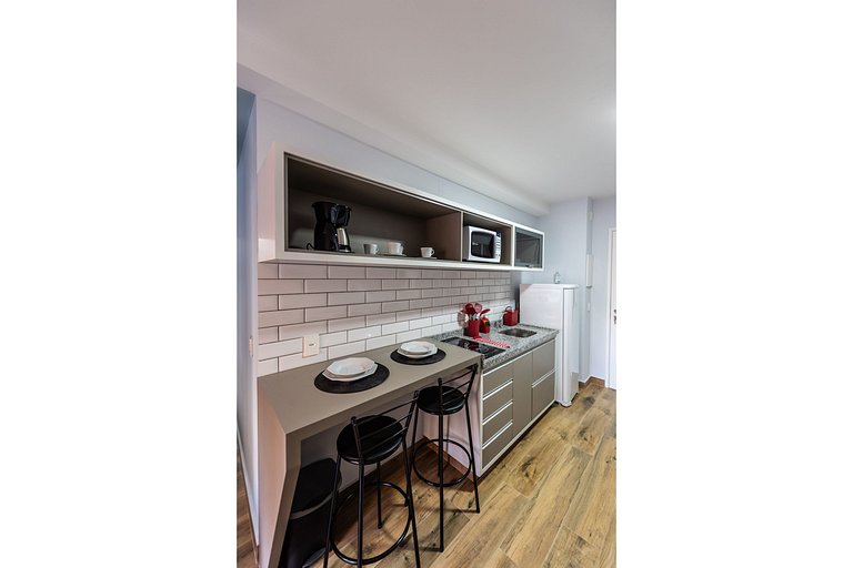 MI611 Studio Charmoso e Confortável p/ Até 4