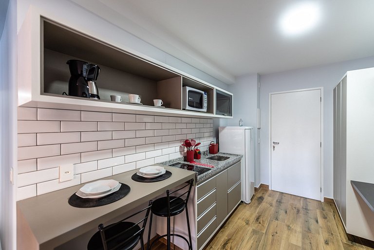 MI611 Studio Charmoso e Confortável p/ Até 4