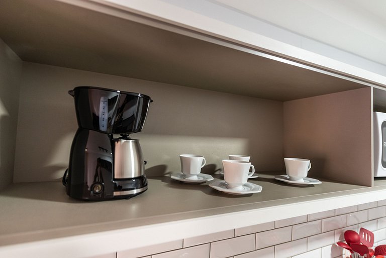 MI611 Studio Charmoso e Confortável p/ Até 4