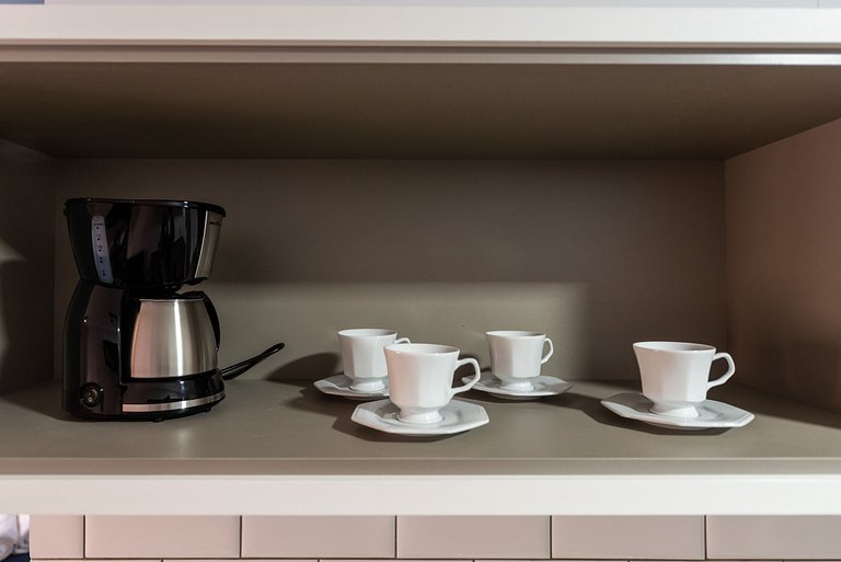 MI611 Studio Charmoso e Confortável p/ Até 4