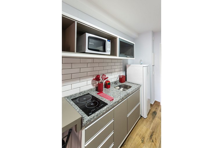 MI611 Studio Charmoso e Confortável p/ Até 4