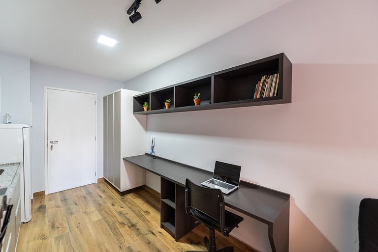 MI611 Studio Charmoso e Confortável p/ Até 4