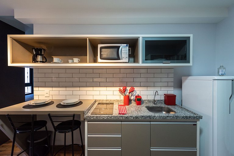 MI611 Studio Charmoso e Confortável p/ Até 4