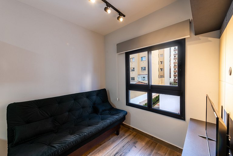 MI611 Studio Charmoso e Confortável p/ Até 4