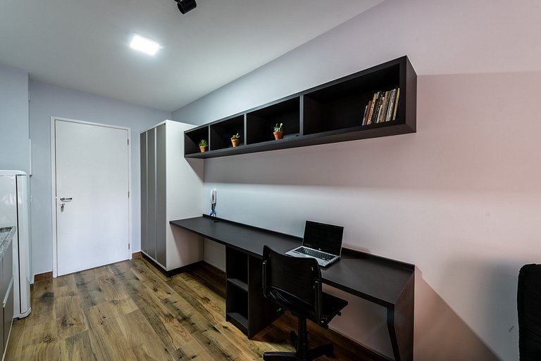 MI611 Studio Charmoso e Confortável p/ Até 4