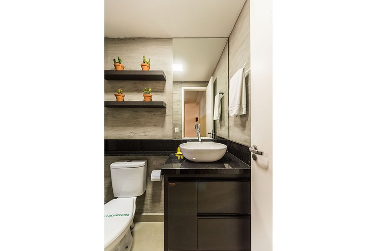 MI511 Studio Charmoso e Confortável p/ Até 4