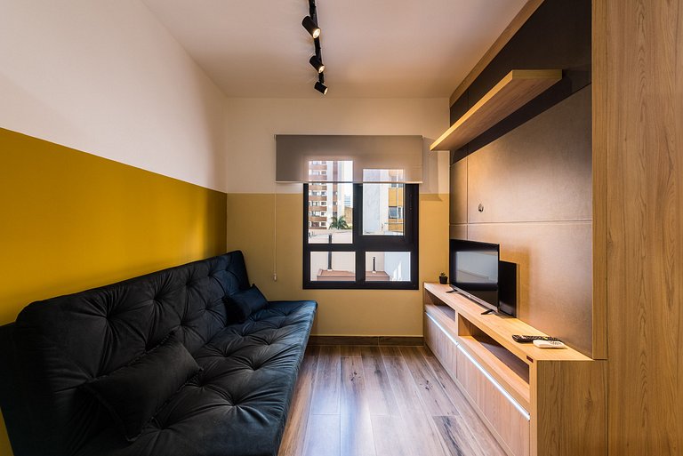 MI511 Studio Charmoso e Confortável p/ Até 4