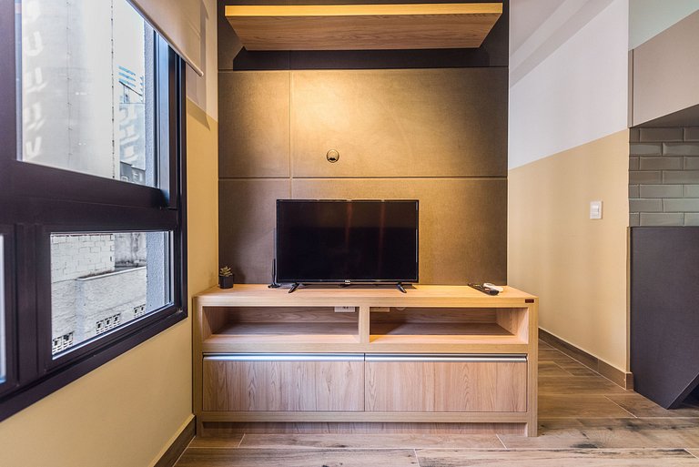 MI511 Studio Charmoso e Confortável p/ Até 4