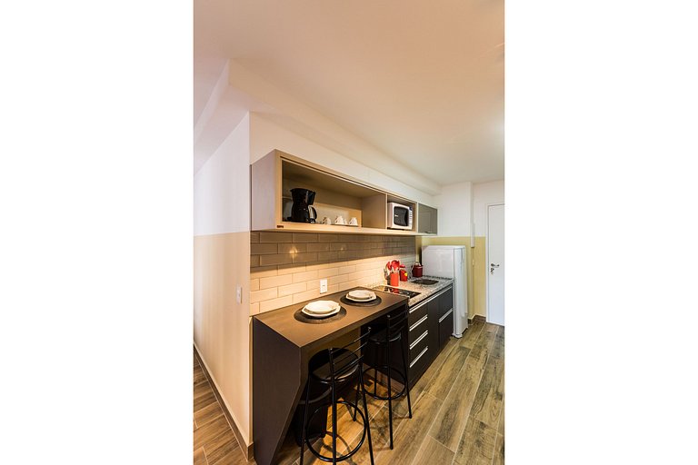 MI511 Studio Charmoso e Confortável p/ Até 4