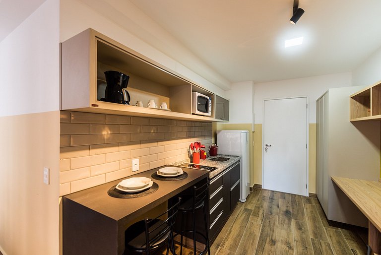 MI511 Studio Charmoso e Confortável p/ Até 4