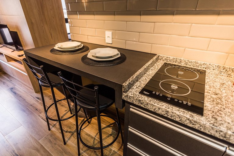 MI511 Studio Charmoso e Confortável p/ Até 4