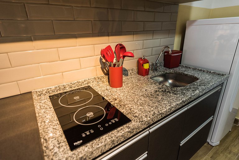 MI511 Studio Charmoso e Confortável p/ Até 4