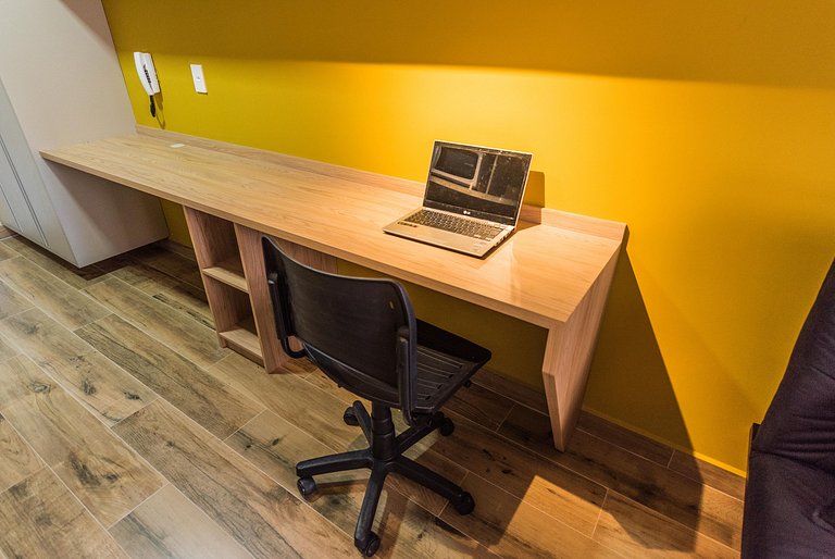 MI511 Studio Charmoso e Confortável p/ Até 4