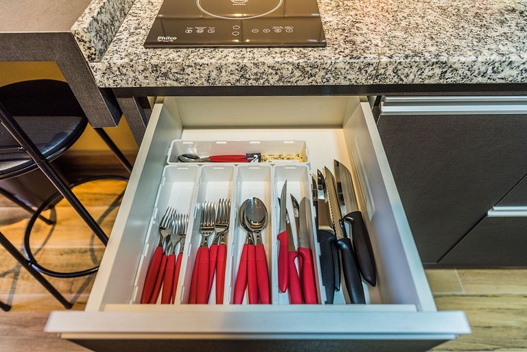 MI511 Studio Charmoso e Confortável p/ Até 4