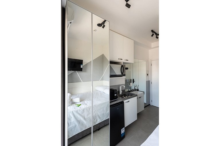 VO5 | Studio Moderno com Vaga de Garagem