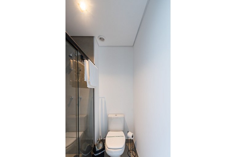 VO5 Studio aconchegante com vaga ao lado do metrô