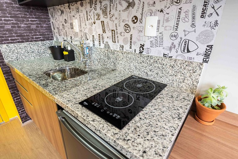 BMV7 | Studio ideal para compras no Brás