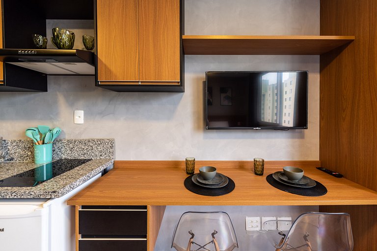 MV13 | Studio ideal para compras no Brás
