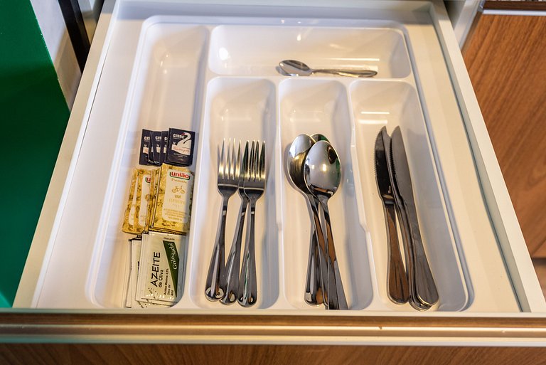 MV13 | Studio ideal para compras no Brás