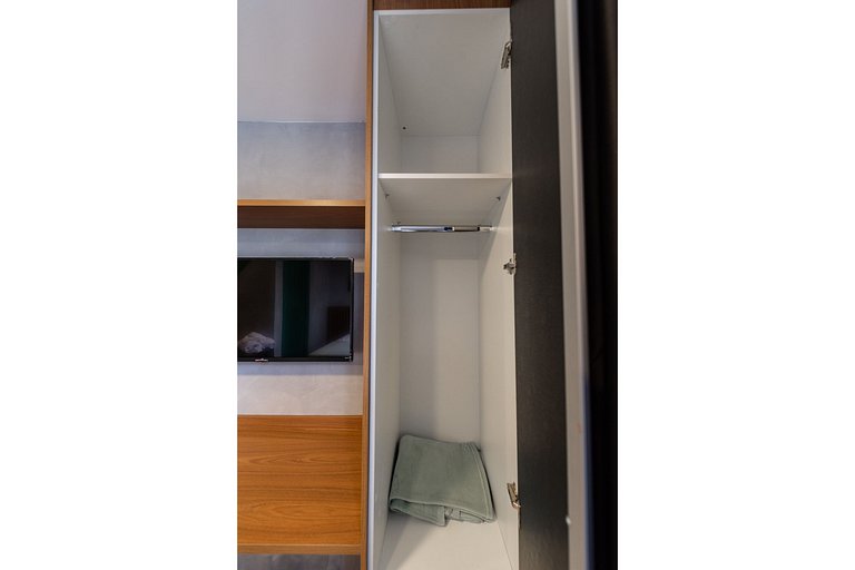 MV13 | Studio ideal para compras no Brás