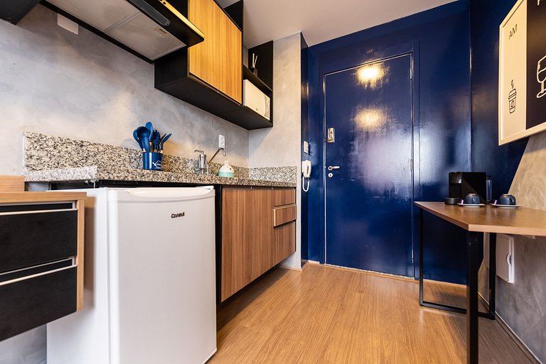 MV53 | Studio ideal para compras no Brás