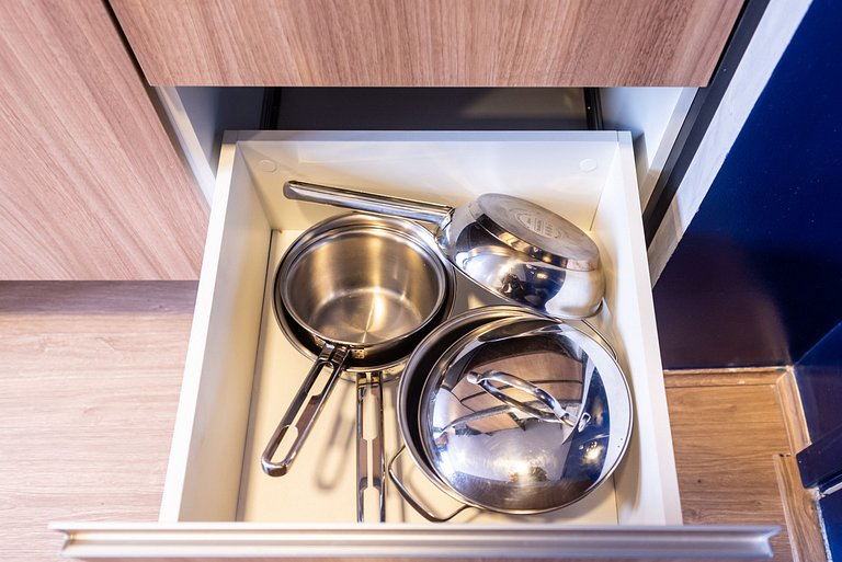 MV53 | Studio ideal para compras no Brás