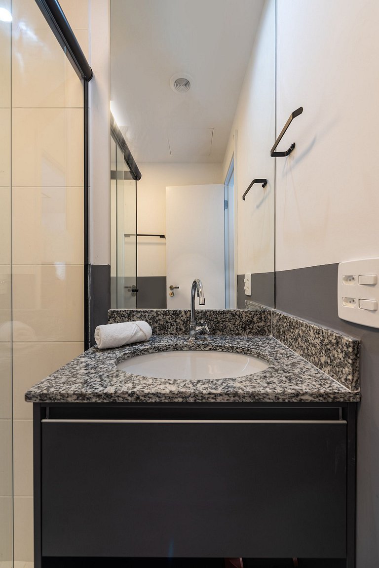 MV46A | Studio perfeito para fazer compras no Brás