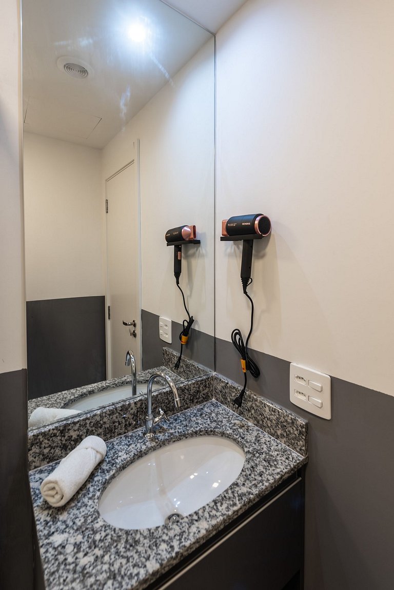 MV46A | Studio perfeito para fazer compras no Brás