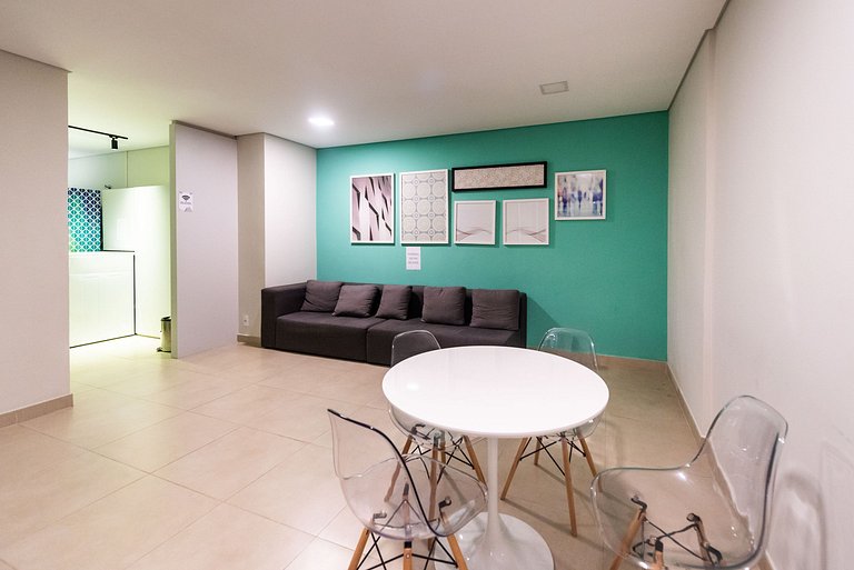 MV53 | Studio ideal para compras no Brás