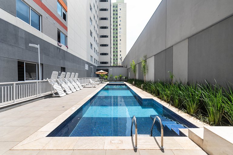 MV53 | Studio ideal para compras no Brás