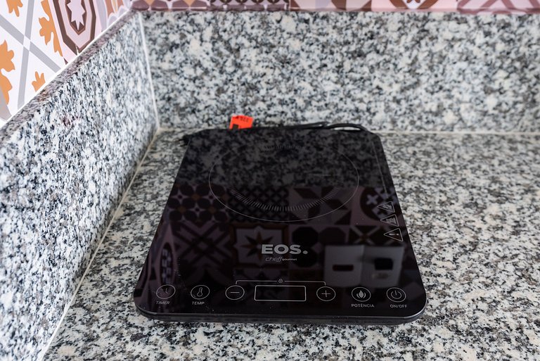 MV14 | Studio ideal para compras no Brás