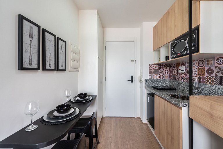 MV14 | Studio ideal para compras no Brás