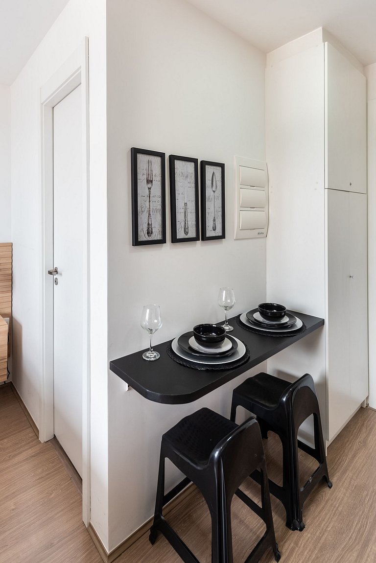 MV14 | Studio ideal para compras no Brás