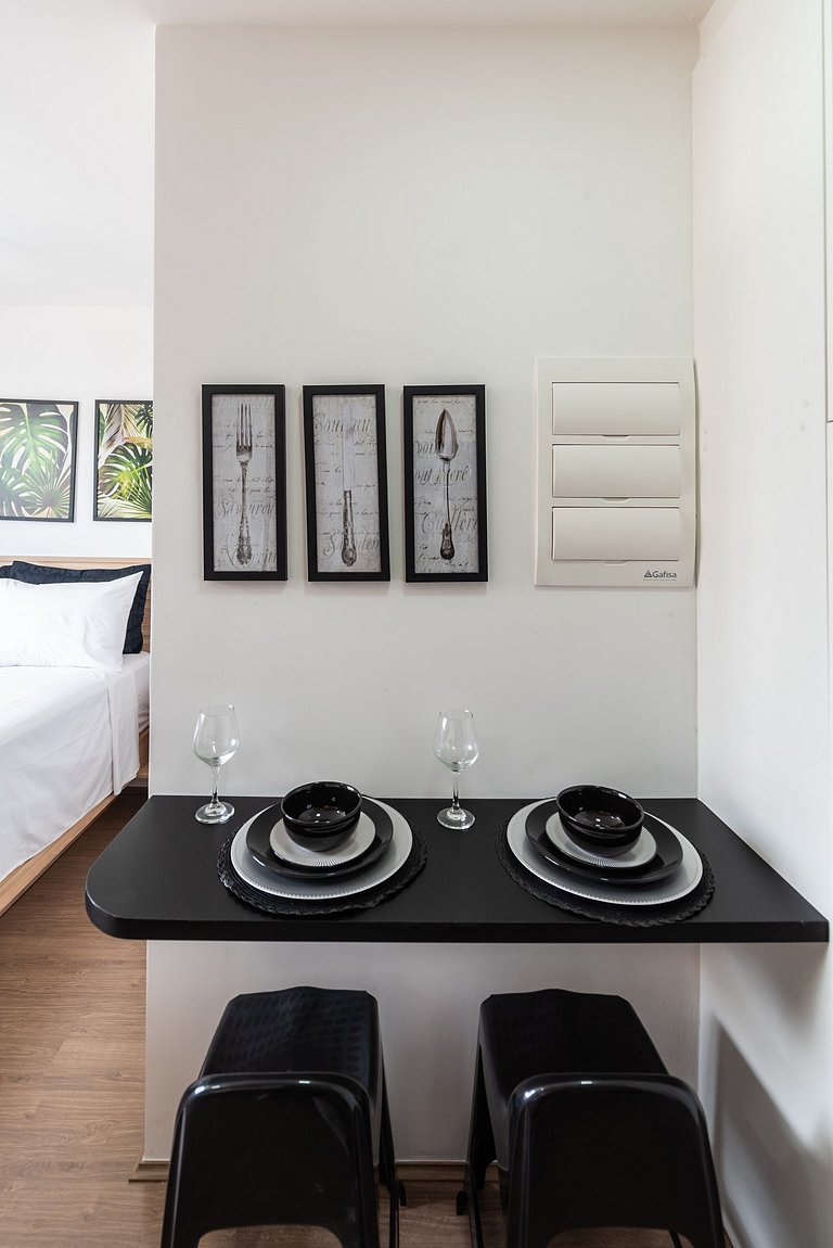 MV14 | Studio ideal para compras no Brás