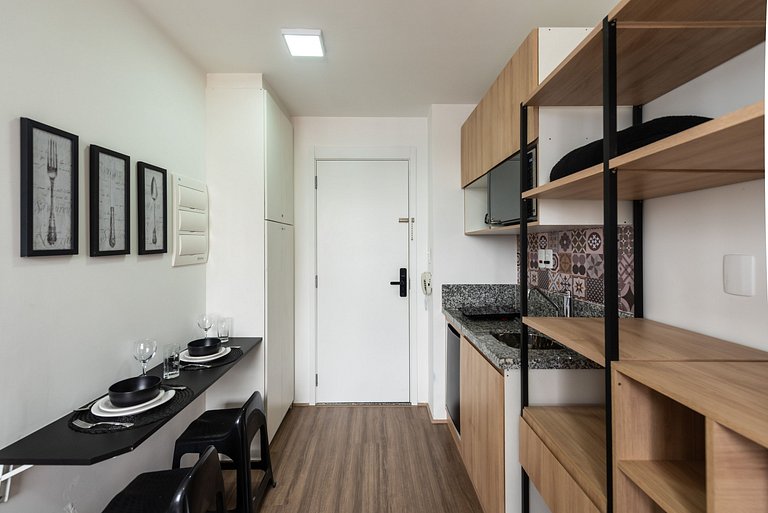 MV15 | Studio ideal para compras no Brás