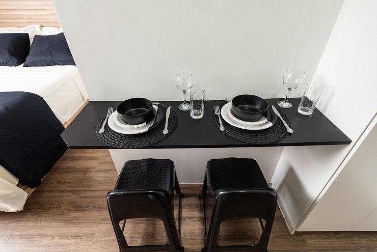 MV15 | Studio ideal para compras no Brás