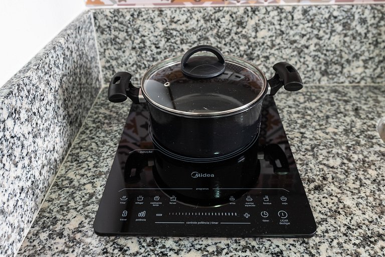 MV15 | Studio ideal para compras no Brás